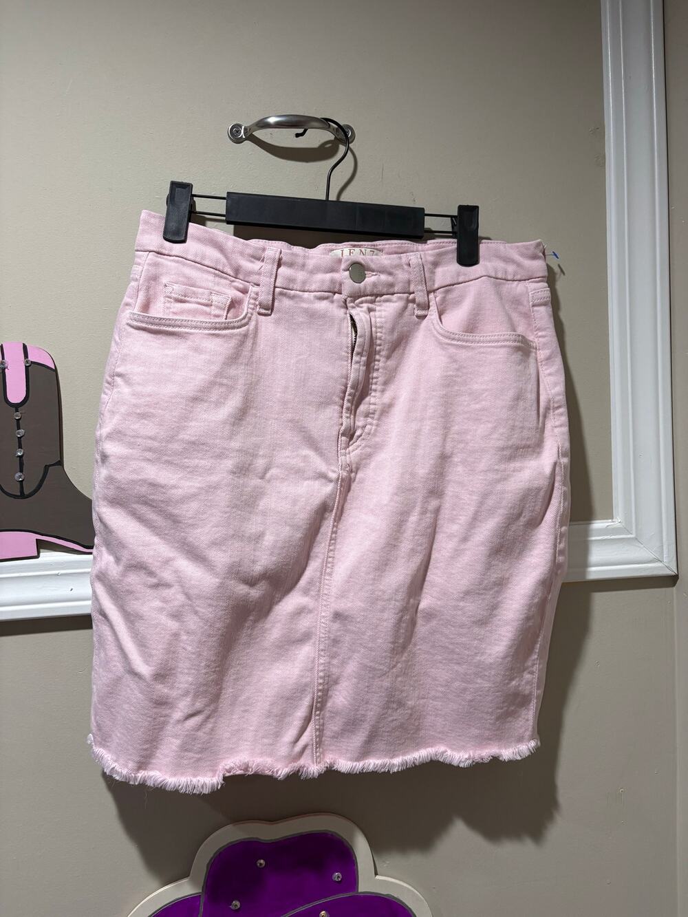 Jen7 Pink Pencil Skirt